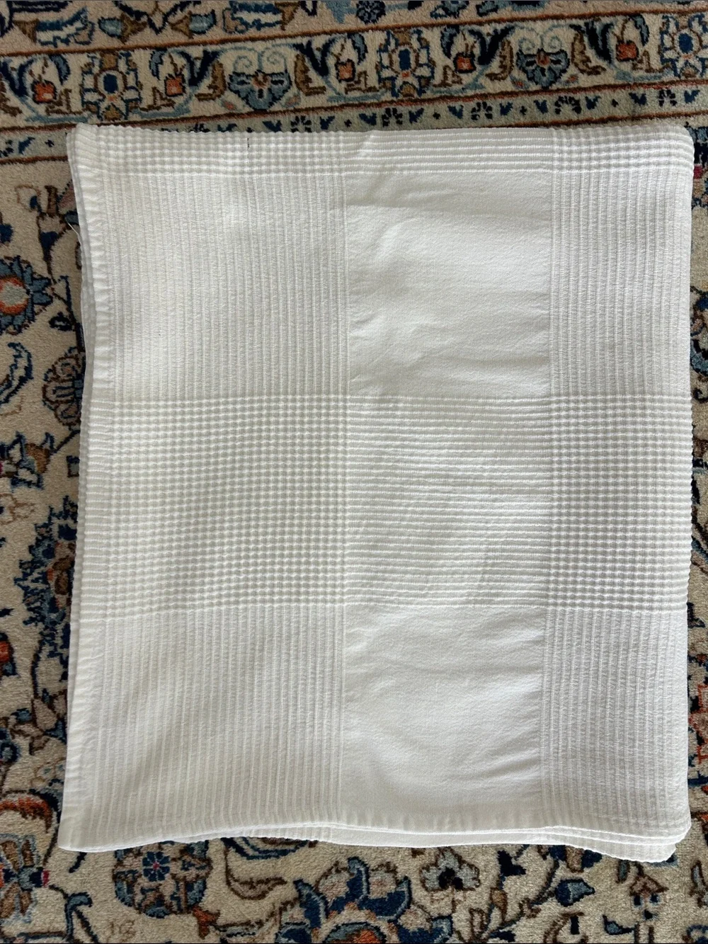 IKEA INDIRA White Textured Bedspread - Lightweight Waffle Weave king/queen